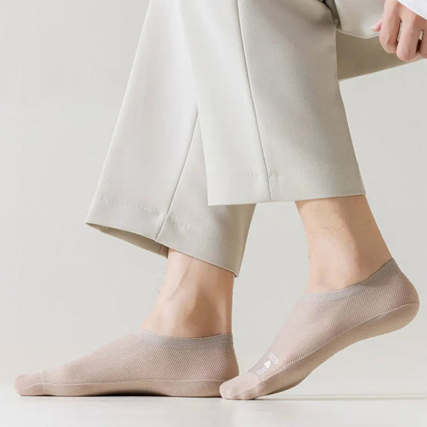 FreshStep Mesh Socks: Cool Comfort, Firm Traction